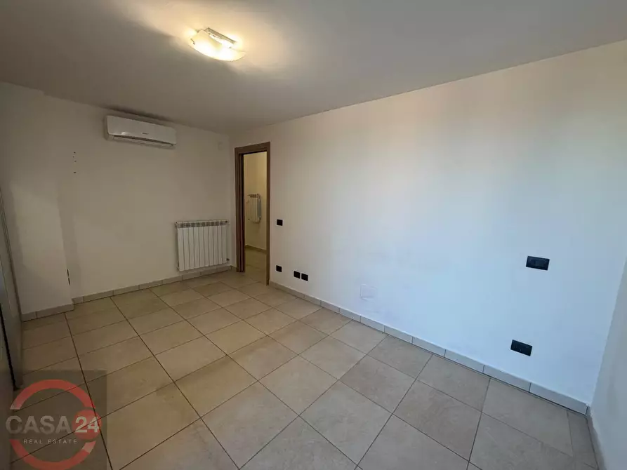 Immagine 28 di Attico in vendita  in Via dell'olmo a Latina