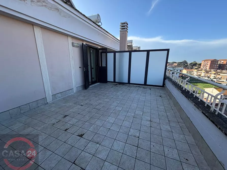 Immagine 40 di Attico in vendita  in Via dell'olmo a Latina