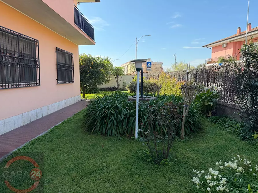 Immagine 6 di Villa in vendita  in Strada Carrara a Latina