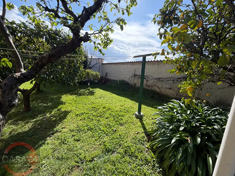 Immagine 31 di Villa in vendita  in Strada Carrara a Latina