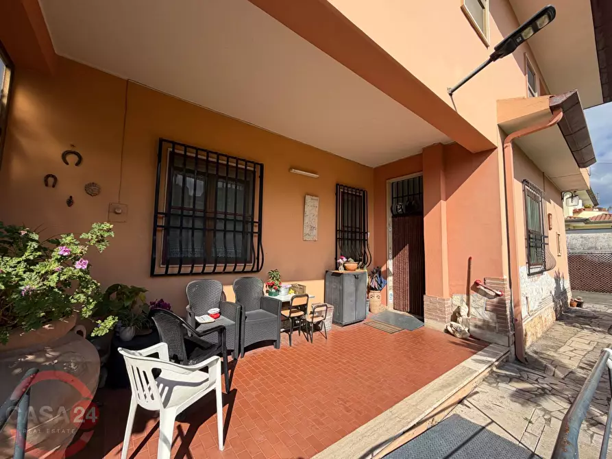 Immagine 40 di Villa in vendita  in Strada Carrara a Latina