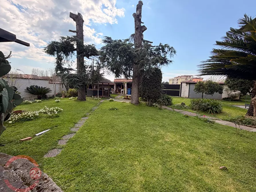 Immagine 52 di Villa in vendita  in Strada Carrara a Latina