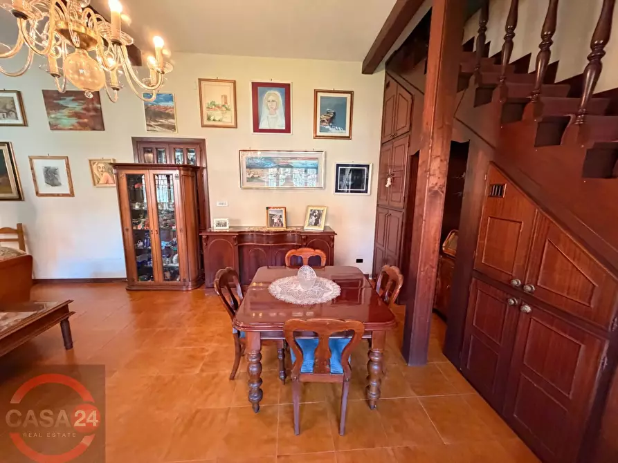 Immagine 65 di Villa in vendita  in Strada Carrara a Latina