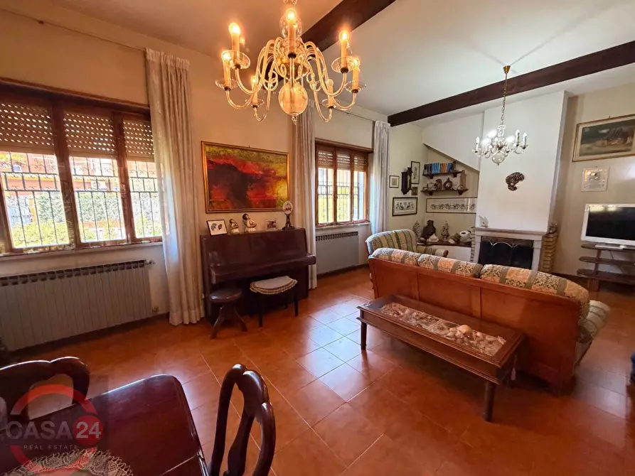 Immagine 67 di Villa in vendita  in Strada Carrara a Latina