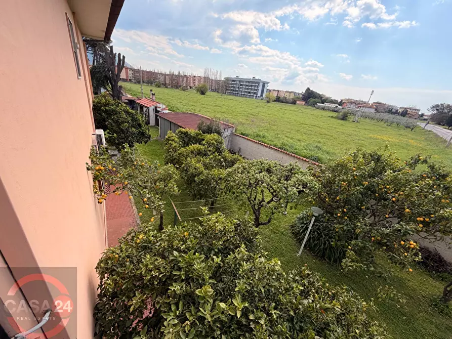 Immagine 99 di Villa in vendita  in Strada Carrara a Latina