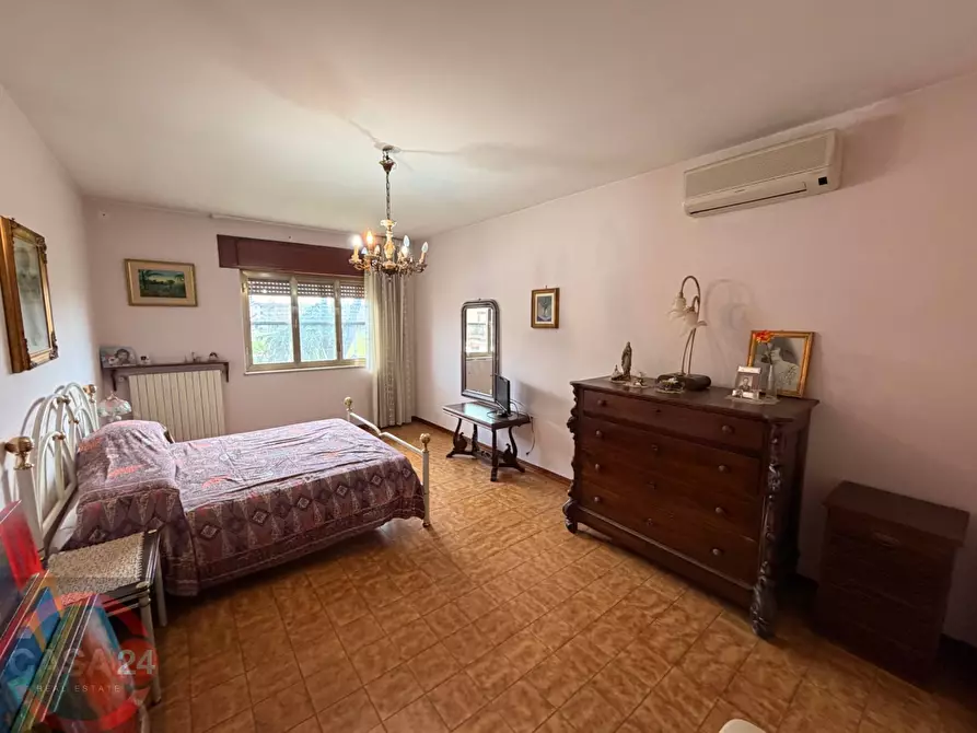 Immagine 116 di Villa in vendita  in Strada Carrara a Latina