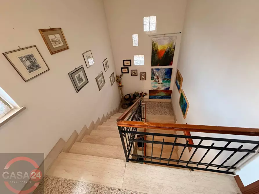 Immagine 130 di Villa in vendita  in Strada Carrara a Latina