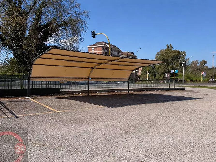 Immagine 33 di Locale commerciale in vendita  in Via Romagnoli a Latina