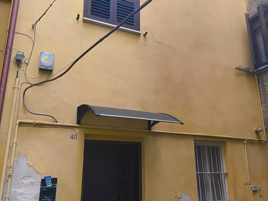 Immagine 1 di Casa indipendente in vendita  in via del merangolo a Velletri