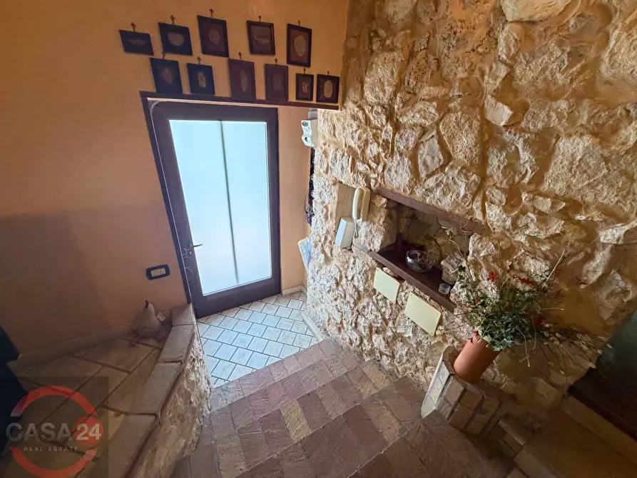 Immagine 4 di Villa in vendita  in Via Nuova a Sezze