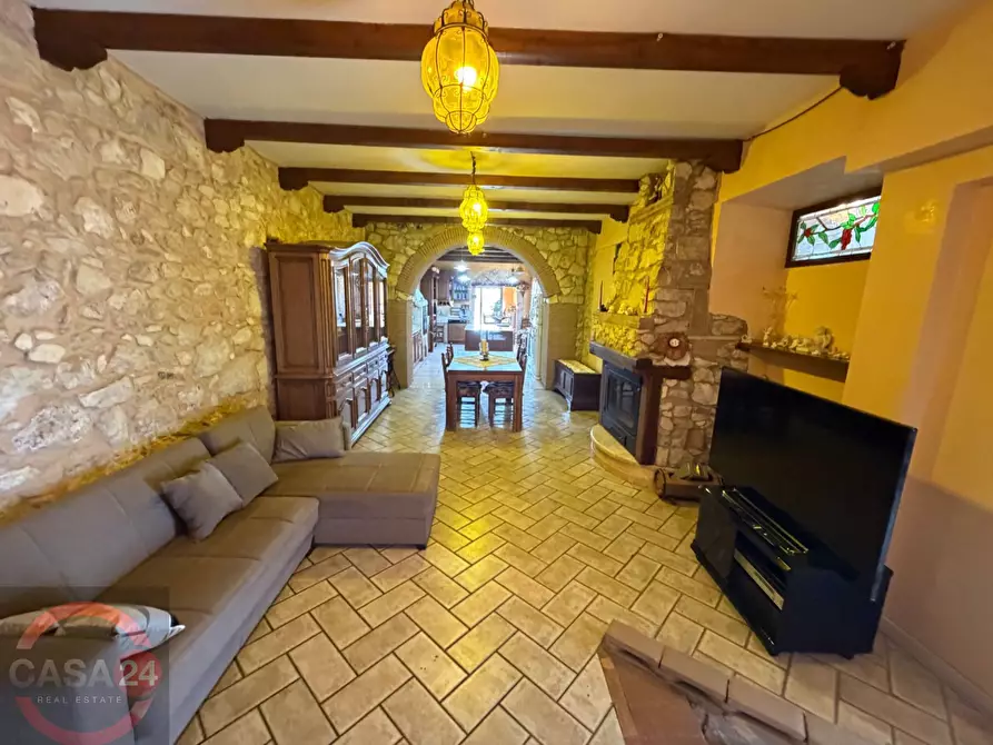 Immagine 8 di Villa in vendita  in Via Nuova a Sezze