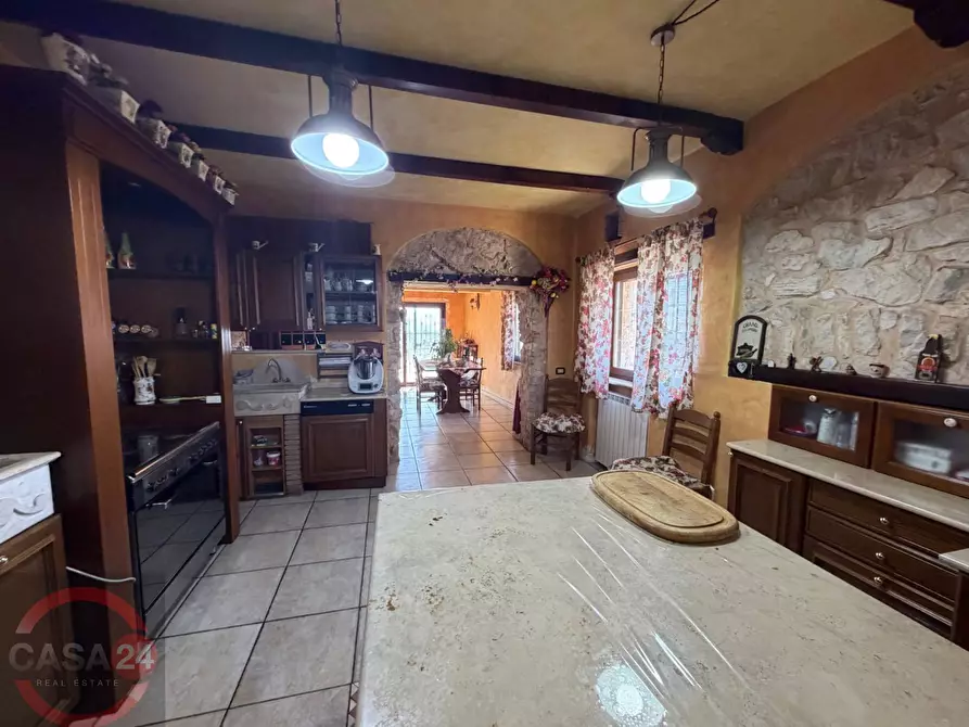 Immagine 13 di Villa in vendita  in Via Nuova a Sezze