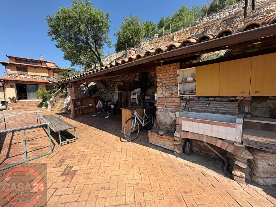 Immagine 22 di Villa in vendita  in Via Nuova a Sezze