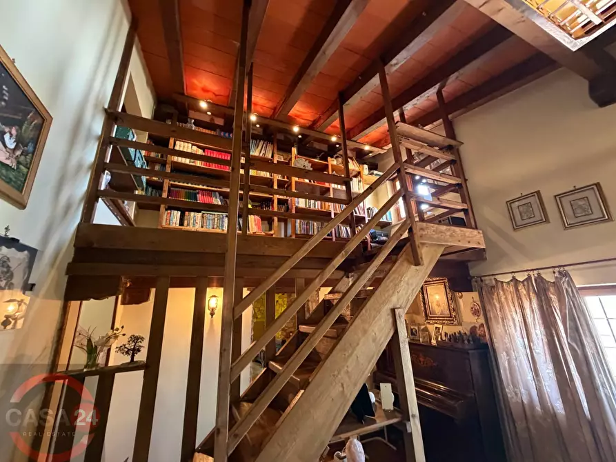 Immagine 35 di Villa in vendita  in Via Nuova a Sezze