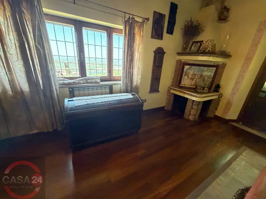 Immagine 39 di Villa in vendita  in Via Nuova a Sezze