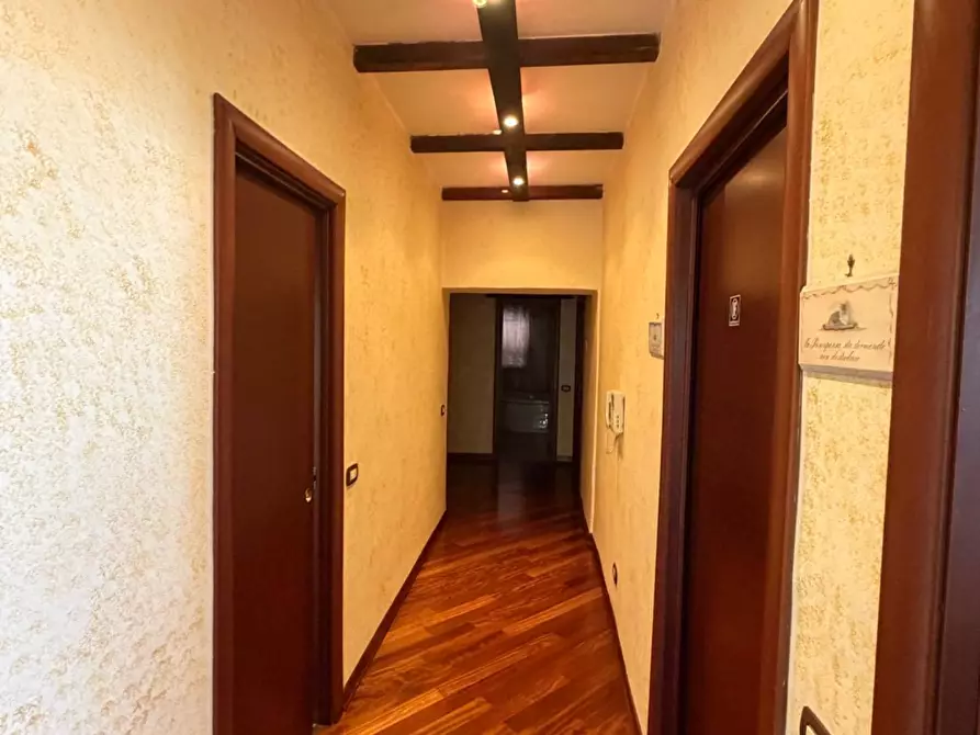 Immagine 44 di Villa in vendita  in Via Nuova a Sezze