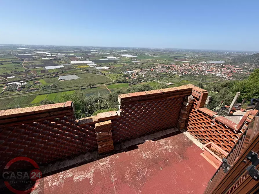 Immagine 47 di Villa in vendita  in Via Nuova a Sezze