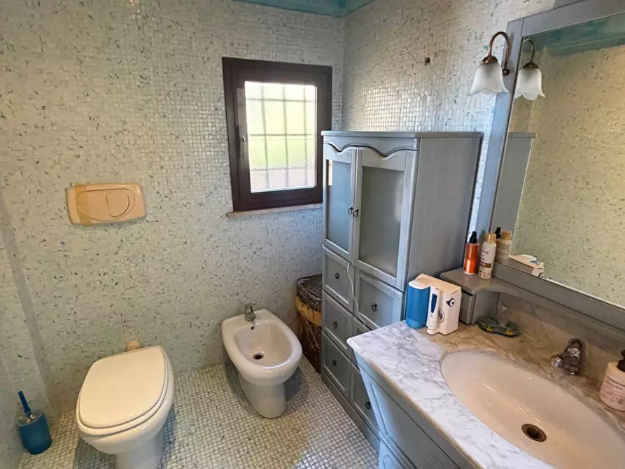 Immagine 52 di Villa in vendita  in Via Nuova a Sezze