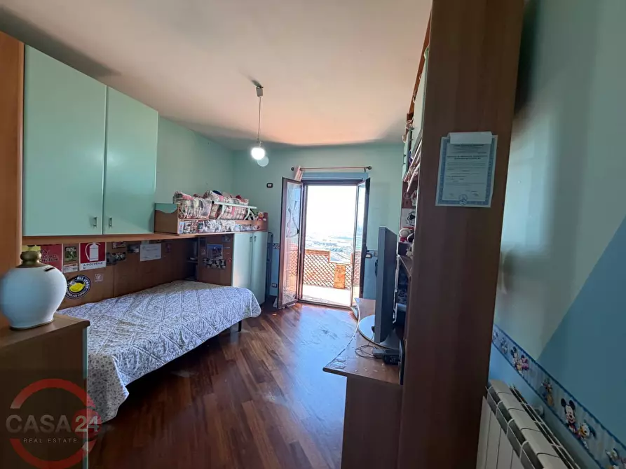 Immagine 53 di Villa in vendita  in Via Nuova a Sezze