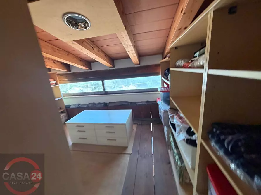 Immagine 75 di Villa in vendita  in Via Nuova a Sezze