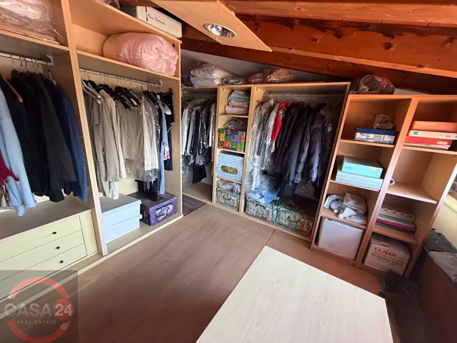 Immagine 76 di Villa in vendita  in Via Nuova a Sezze