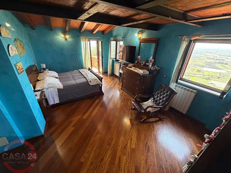 Immagine 78 di Villa in vendita  in Via Nuova a Sezze