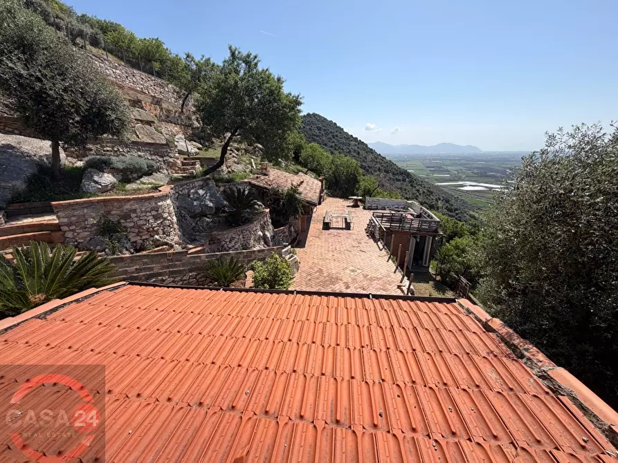 Immagine 81 di Villa in vendita  in Via Nuova a Sezze