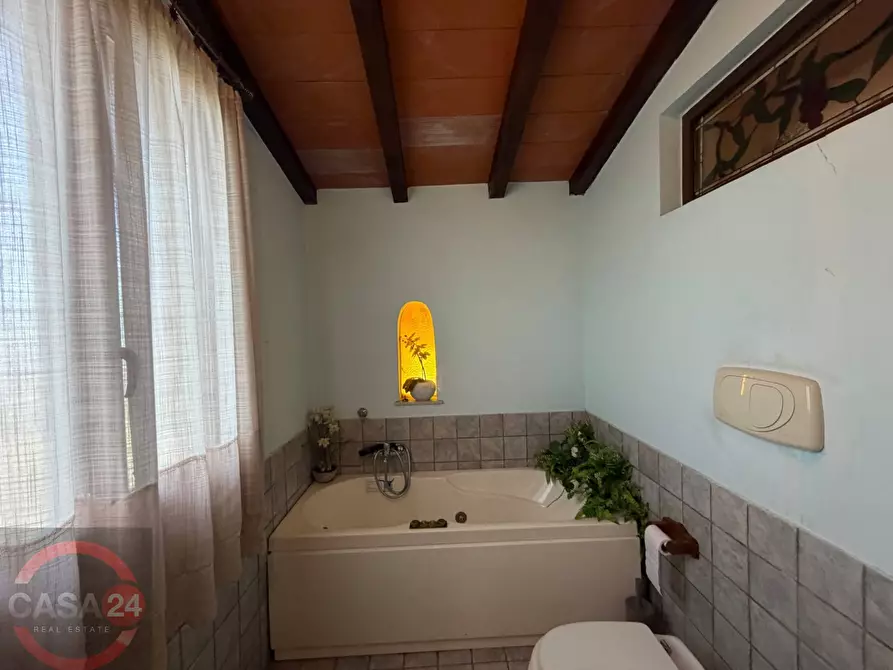 Immagine 97 di Villa in vendita  in Via Nuova a Sezze