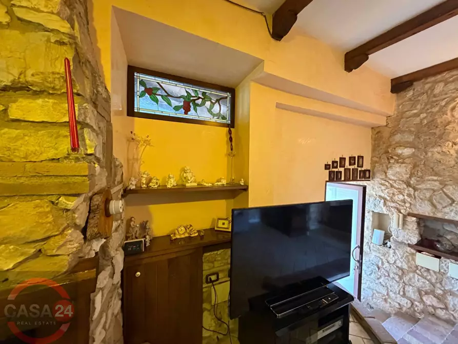 Immagine 100 di Villa in vendita  in Via Nuova a Sezze