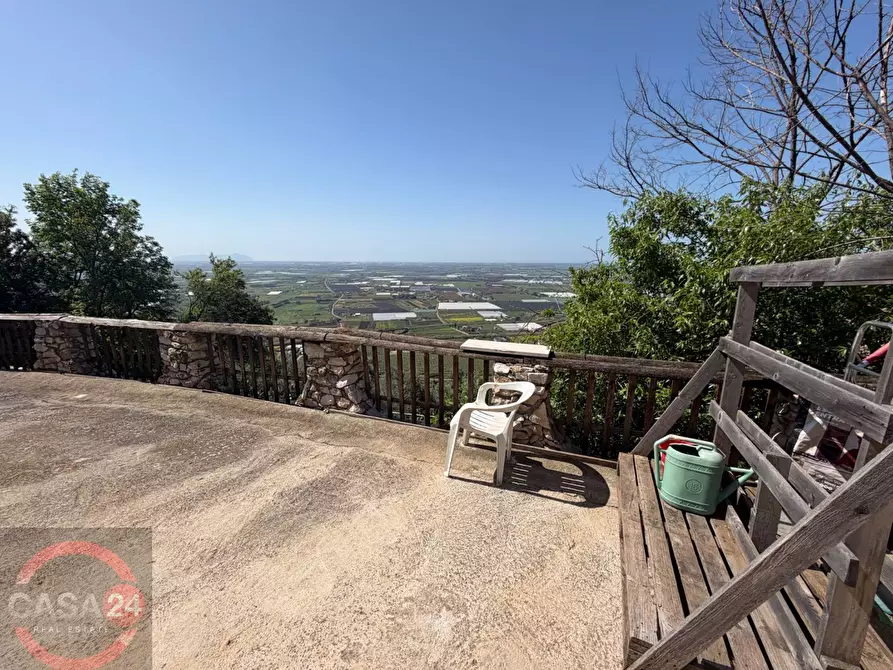 Immagine 115 di Villa in vendita  in Via Nuova a Sezze