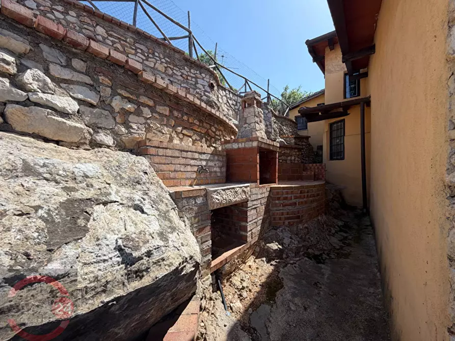 Immagine 122 di Villa in vendita  in Via Nuova a Sezze