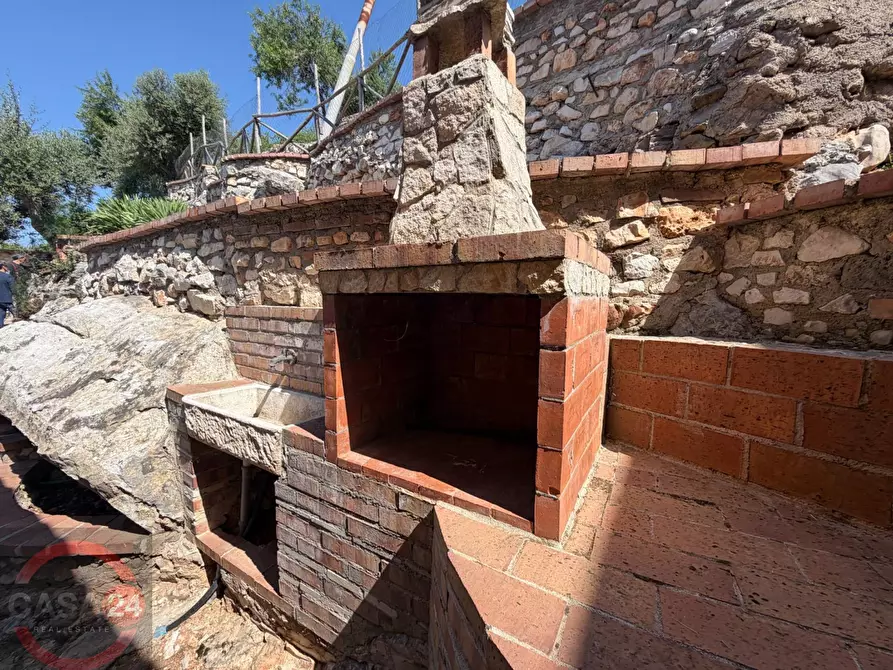 Immagine 123 di Villa in vendita  in Via Nuova a Sezze