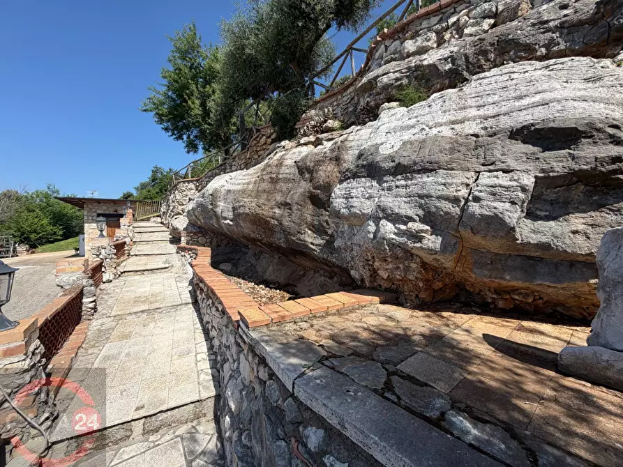 Immagine 124 di Villa in vendita  in Via Nuova a Sezze