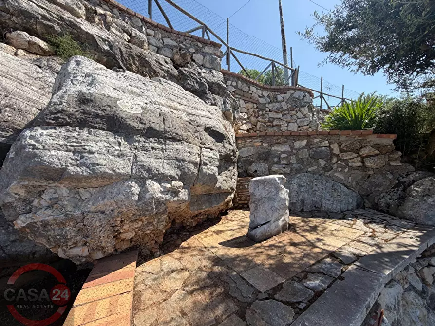 Immagine 125 di Villa in vendita  in Via Nuova a Sezze