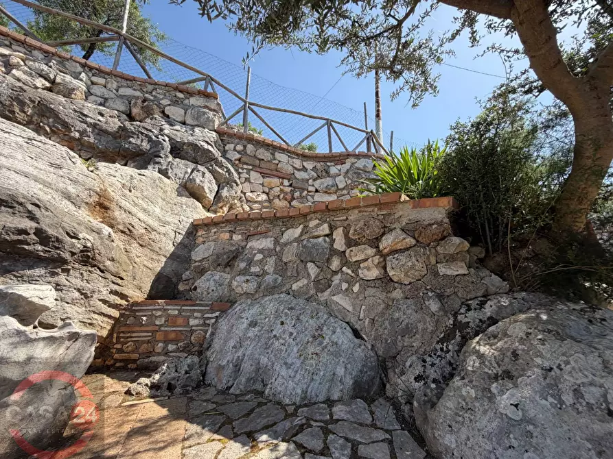 Immagine 126 di Villa in vendita  in Via Nuova a Sezze