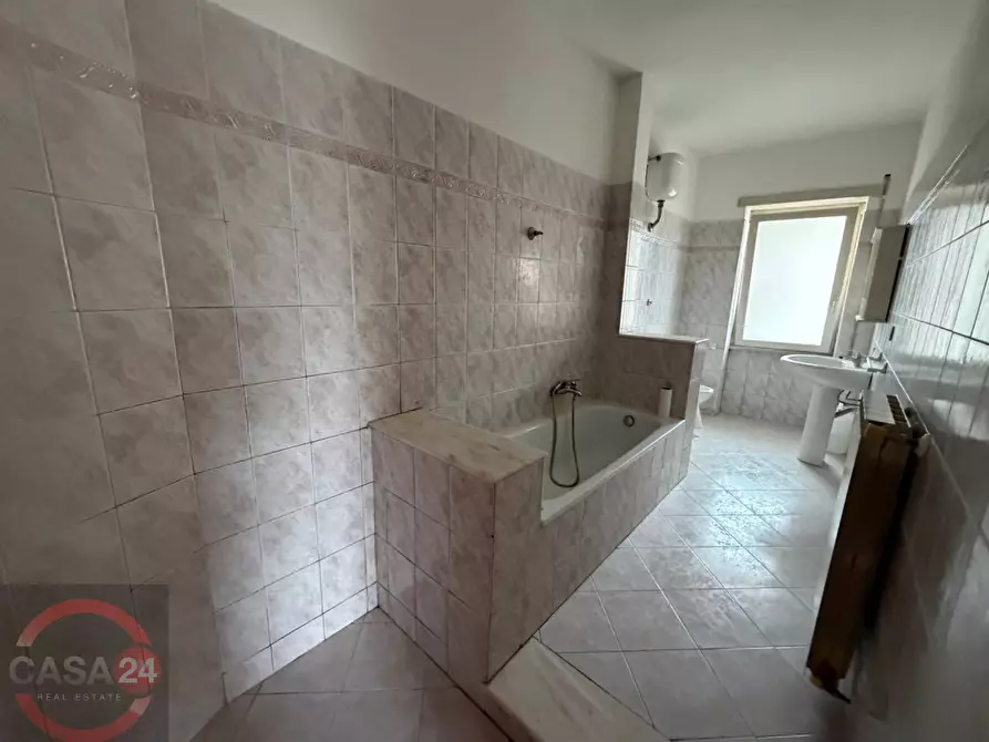 Immagine 13 di Appartamento in vendita  in Via Aldo Moro a Latina
