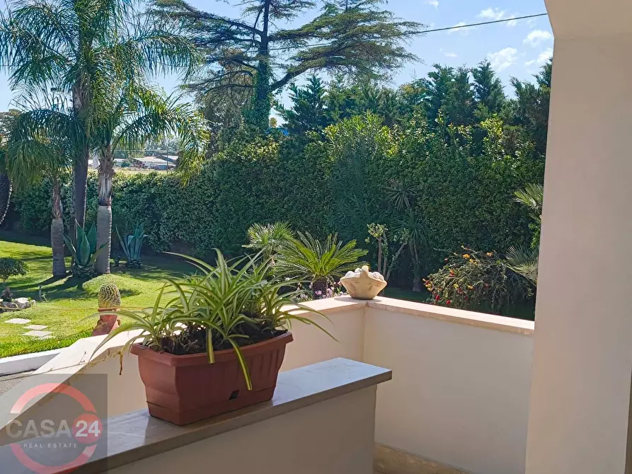 Immagine 6 di Villa in vendita  in via Pontina km 80 a Latina
