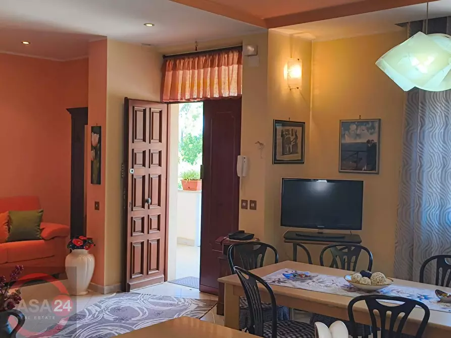 Immagine 7 di Villa in vendita  in via Pontina km 80 a Latina