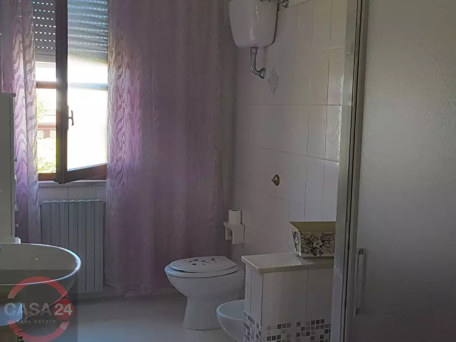 Immagine 14 di Villa in vendita  in via Pontina km 80 a Latina