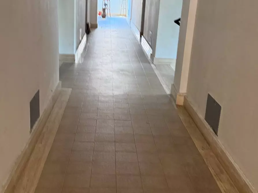 Immagine 22 di Appartamento in vendita  in via capraia a Latina