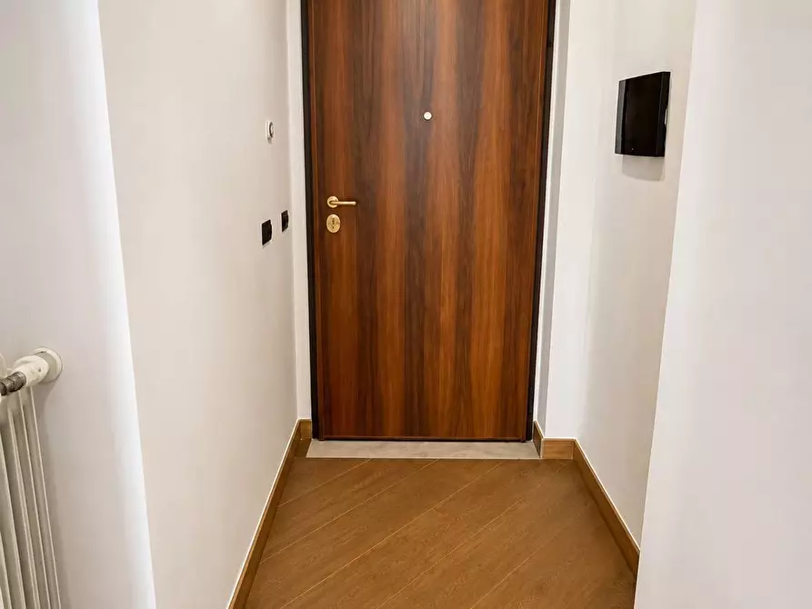 Immagine 11 di Attico in vendita  in Via Bradano a Latina