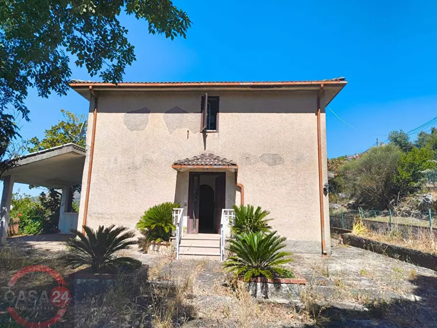 Immagine 1 di Villa in vendita  in Via Monte Pilorci a Sezze