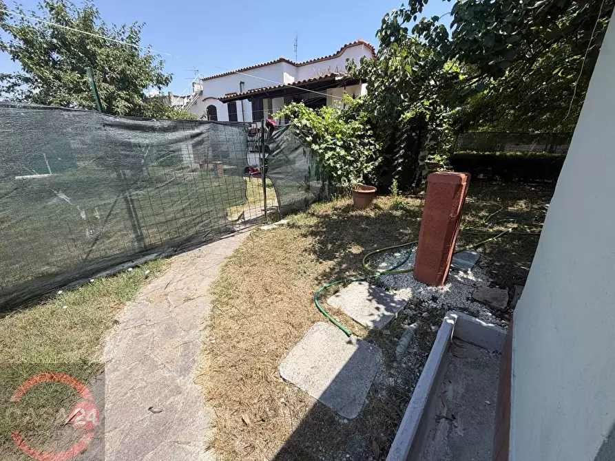Immagine 6 di Villa in affitto  in Via Massaro a Latina