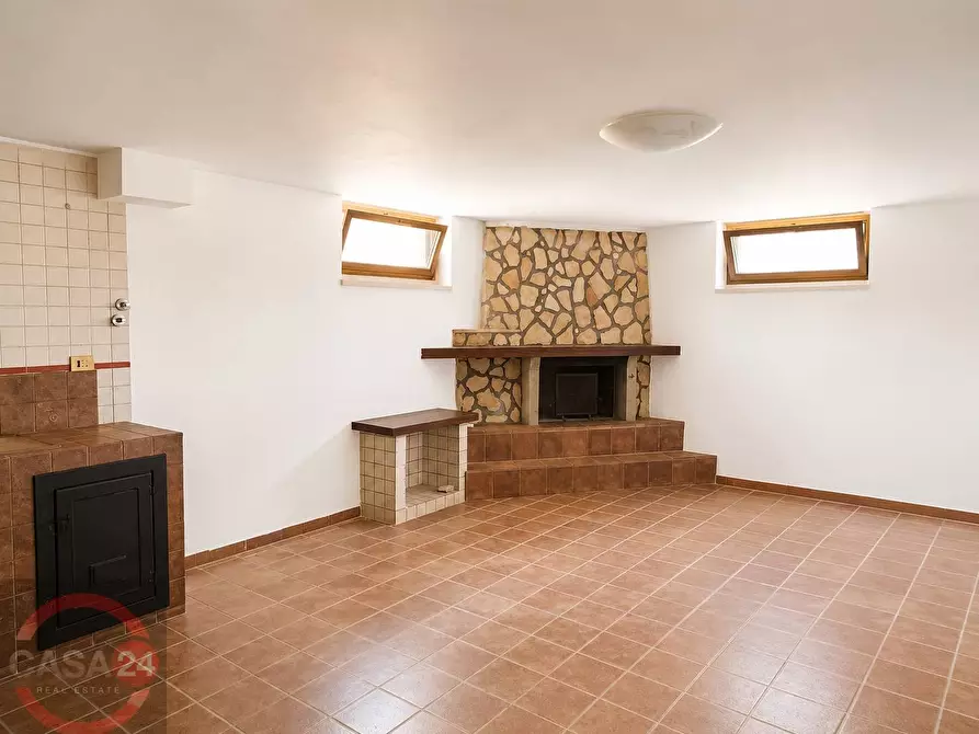 Immagine 9 di Villa in vendita  in Via Randa a Latina
