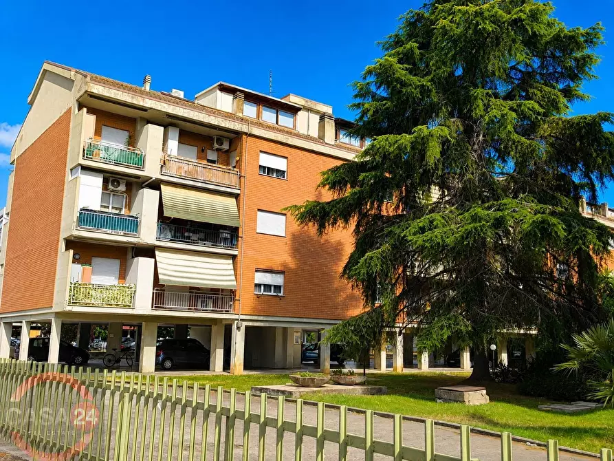 Immagine 1 di Appartamento in vendita  in Viale Paganini a Latina