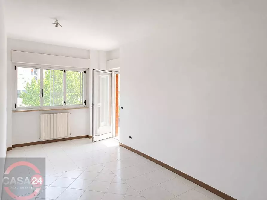 Immagine 2 di Appartamento in vendita  in Viale Paganini a Latina