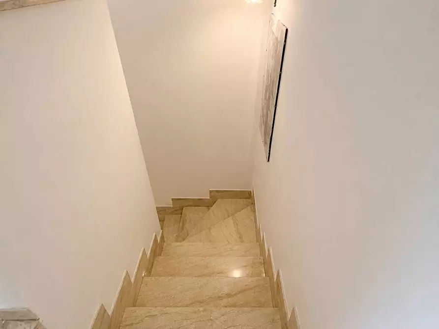 Immagine 13 di Villa in vendita  in VIA SIMPLICIO a Latina