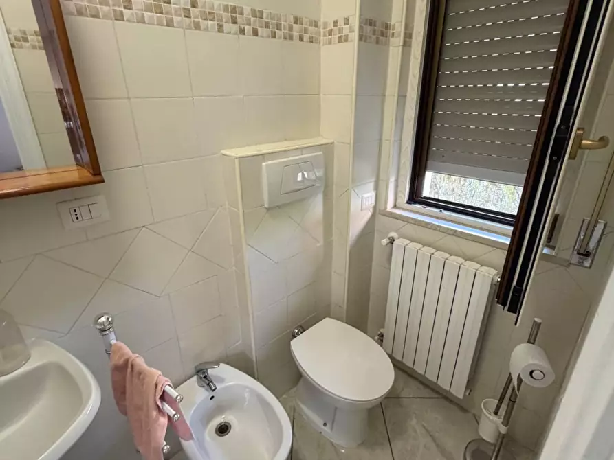 Immagine 10 di Appartamento in vendita  in Via gelsomino a Latina