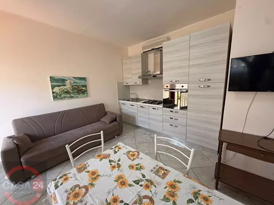Immagine 5 di Appartamento in vendita  in Via gelsomino a Latina