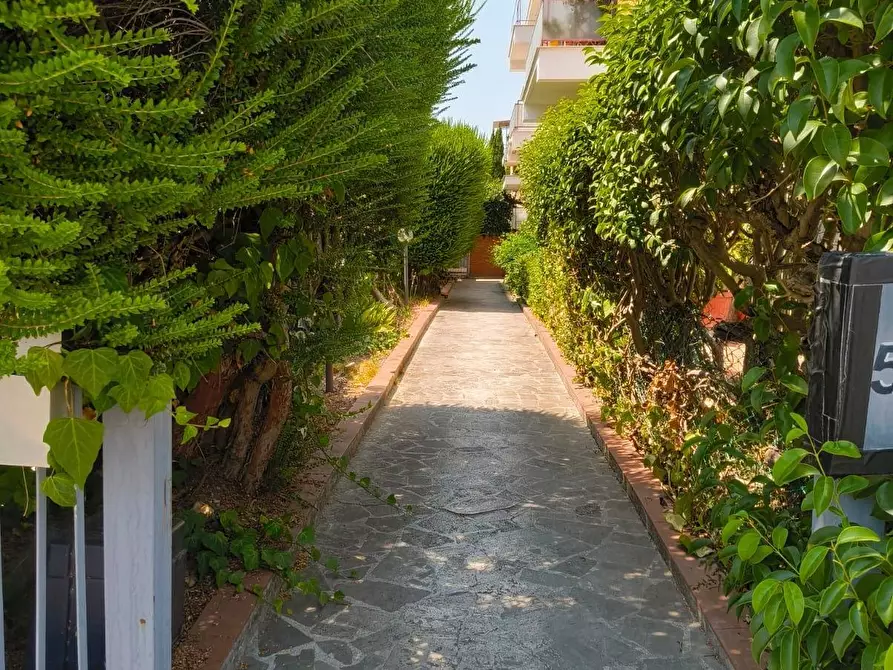 Immagine 2 di Appartamento in vendita  in Via Villafranca a Latina